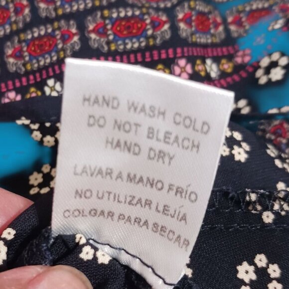 I Joan Navy & Red Floral Print Romper  I Joan Navy& Red Size Small - Picture 7 of 12